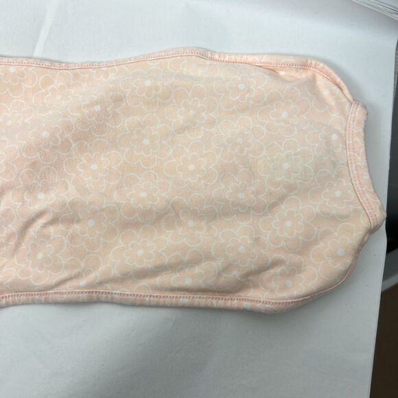Comfort and Harmony Pale peach zip up sleep sac EUC size 0-3 months Pit - Picture 5 of 13